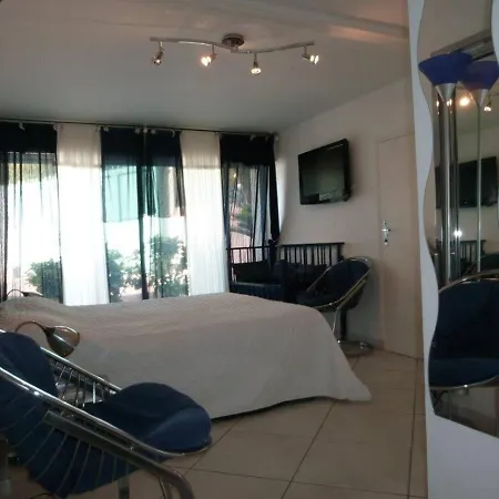 Juan Les Pins Near Cannes & Beaches 18-20 Guests *
