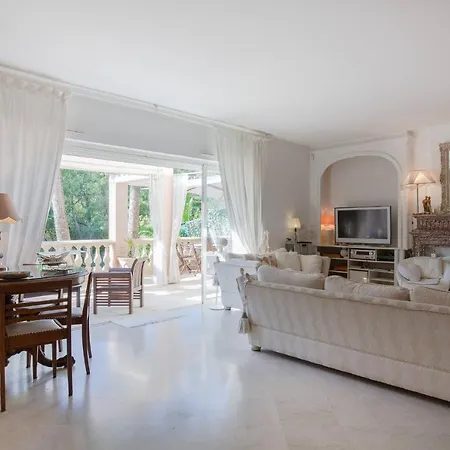 Juan Les Pins Near Cannes Beaches 18-20 Guests * Antibes