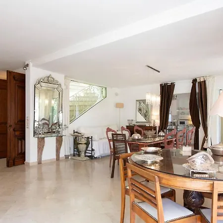 Juan Les Pins Near Cannes & Beaches 18-20 Guests * Antibes