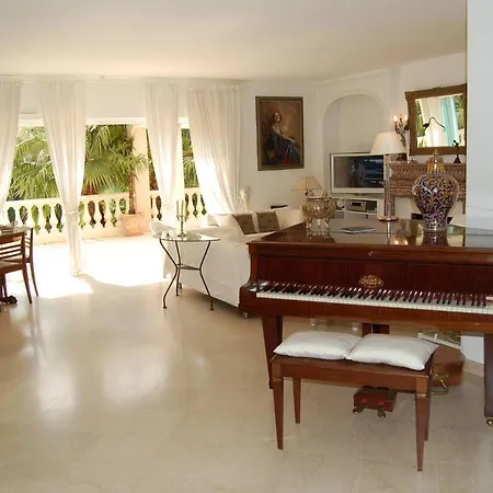 Juan Les Pins Near Cannes Beaches 18-20 Guests Villa