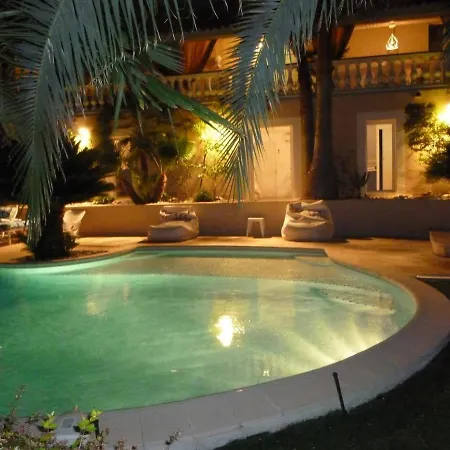 Villa Juan Les Pins Near Cannes Beaches 18-20 Guests