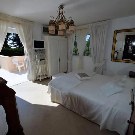 Juan Les Pins Near Cannes & Beaches 18-20 Guests