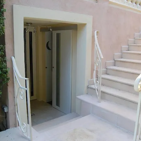 Villa Juan Les Pins Near Cannes Beaches 18-20 Guests