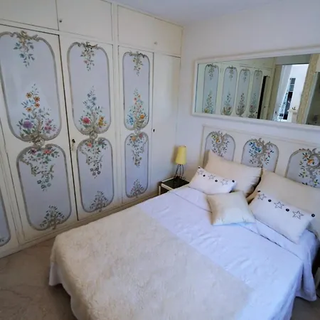 Villa Juan Les Pins Near Cannes Beaches 18-20 Guests Antibes