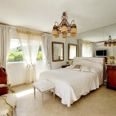 Juan Les Pins Near Cannes & Beaches 18-20 Guests Villa *